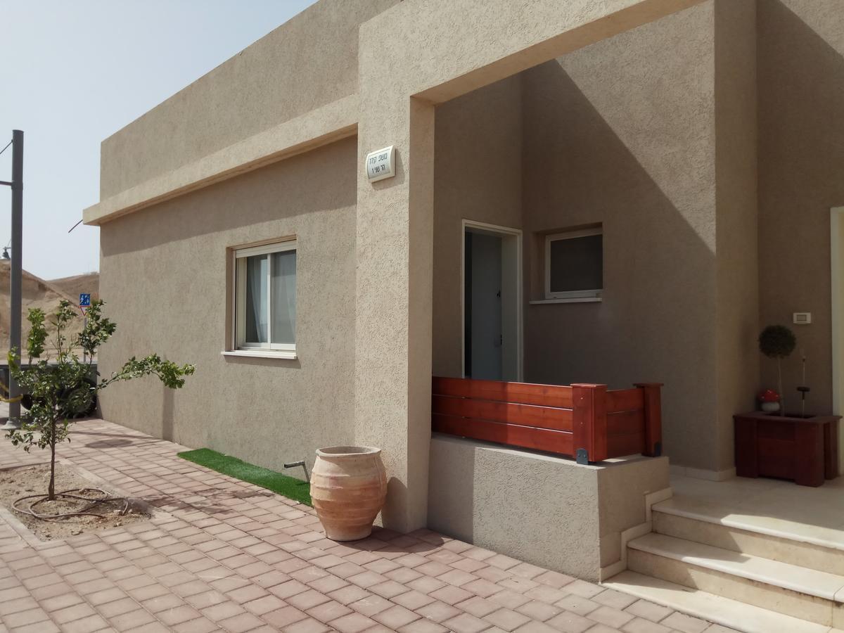 Relax In The Desert Be'er Ora Exterior photo